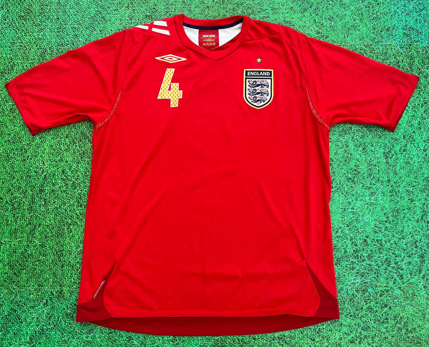 England Gerrard World Cup Shirt 2006