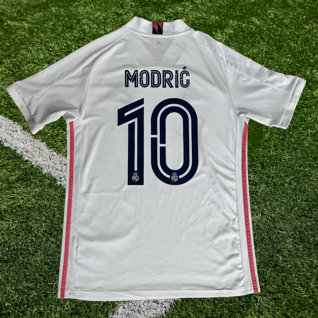 Real Madrid Modric Home Shirt 20/21 - M